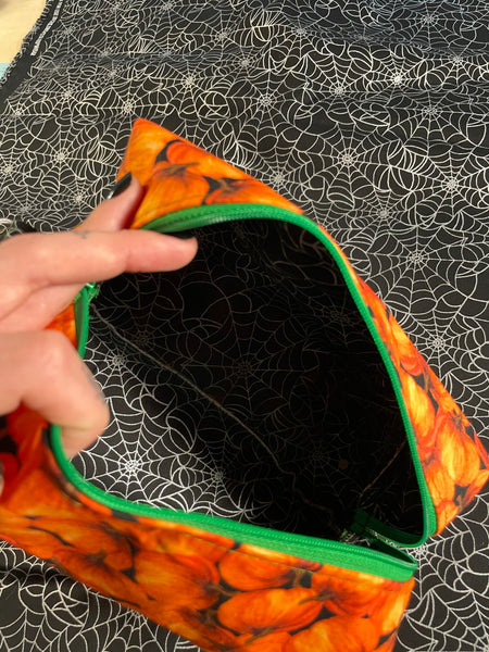 Medium sized Pumpkin/ Spiderweb Box Bag